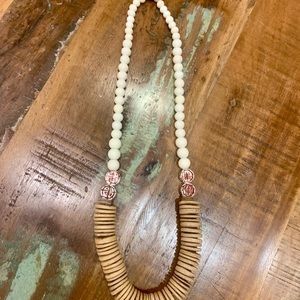 🌾 Artisan Chinoiserie Beaded Necklace